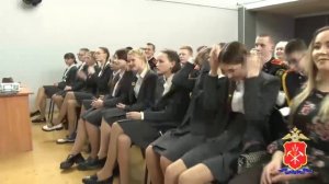 Кузбасские полицейские и общественники присоединились к акции "8 Марта – в каждый дом"