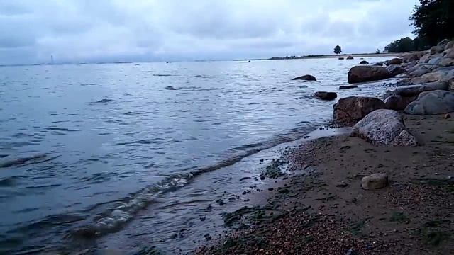 Парк Александрия и Финский залив в Петергофе смотреть онлайн