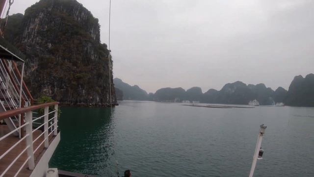 Вьетнам Бухта Халонг 25 03 2023 год смотреть онлайн