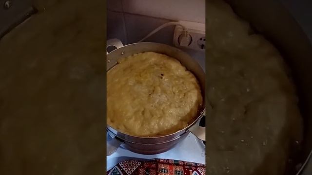 необычный пирог с картошкой на пару дрожжевым тестом. #пирогскартошкой #дрожжевоетесто #пароварка