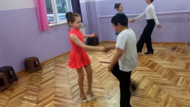 Открытый урок, танец ,,Хулиганчики" 30.04.2016 смотреть онлайн