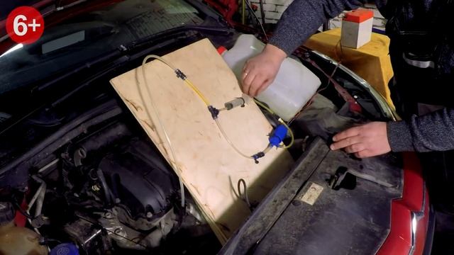 Замена масла своими руками без подъемника. Насос для масла своими руками. Замена масла в гараже. смотреть онлайн