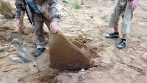 Добываем песчаный камень