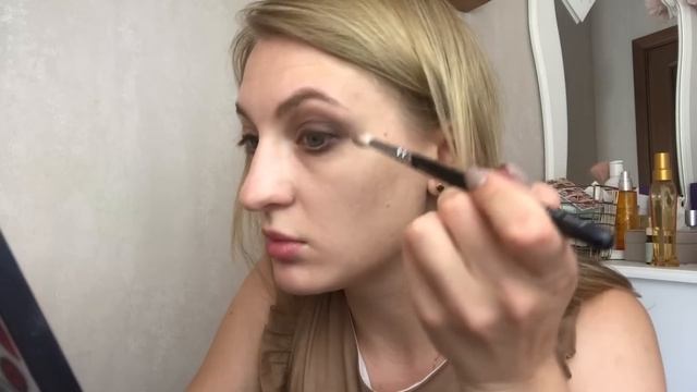 Собиралка: ВЕЧЕРНИЙ ЛЕТНИЙ МАКИЯЖ для нависшего века | Ленивые Брови | смотреть онлайн