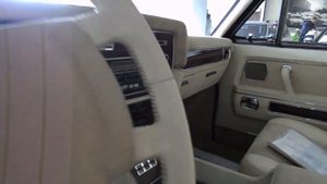 Представительский автомобиль ГАЗ-14 «Чайка»