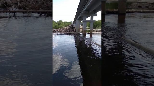 Завал под мостом у Рустая