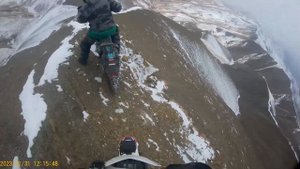 Спуск с горы Шалбуз Дага