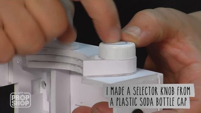 Make Your Own Fallout 4 Pip-Boy! - DIY Prop Shop смотреть онлайн