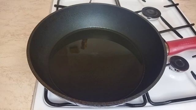 Плотва жареная. / Как вкусно пожарить рыбу. смотреть онлайн