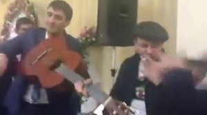 Грузин на свадьбе спел бывшей до слез