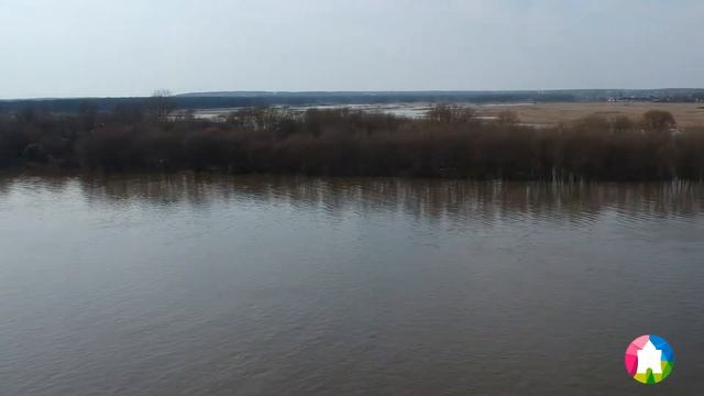 Разлив Оки у города Павлово Нижегородской области сняли на видео с высоты птичьего полёта