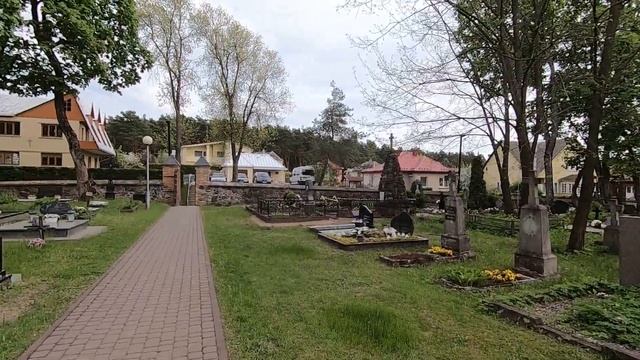 Старое кладбище в Литве ??