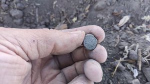 В поисках старины и кладов,Копани царские монеты,царское серебро,империя.