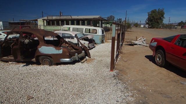The Mojave Desert and Salton Sea: Bombay Beach and Salvation Mountain смотреть онлайн