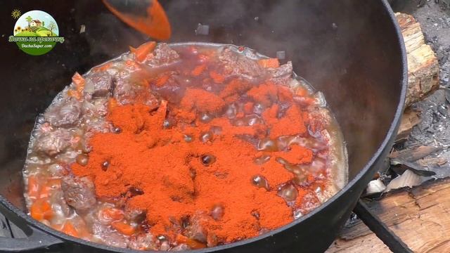 Бограч. Венгерский гуляш на даче.