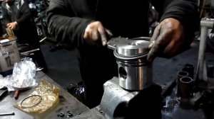 Установка поршневых колец xvid