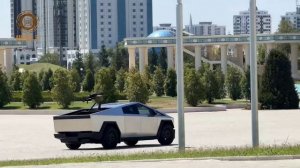 Илон Маск подарил Кадырову Тесла Кибер трак