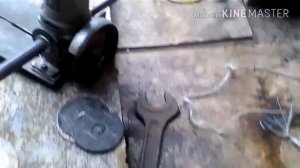 Вырезание кругов из металла болгаркой.Самоделки в гараже