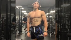 16 years old teen muscle boy : Dan