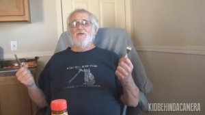 ЗЛОЙ ДЕД готовит СТЕЙК