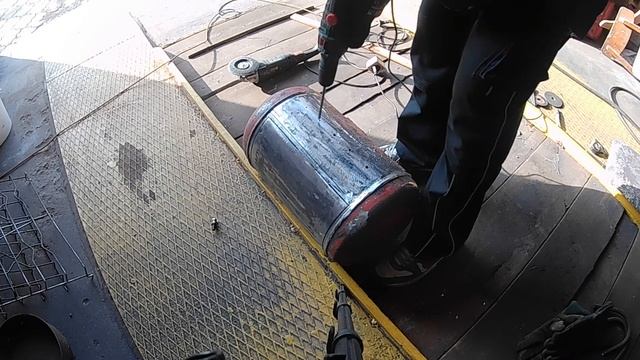 Супер гриль+смокер+мангал из газовых баллонов. Своими руками. Часть 2 /GRILL+SMOKER HAND MADE смотреть онлайн