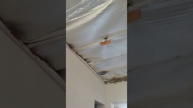 Делают натяжные потолки! (зал) 26.08.2021г. смотреть онлайн