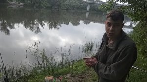 Утренняя рыбалка, попался лещик, сазана так и не дождались