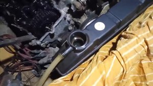 Причина попадання тосола в масло в автомобилей Москвич.