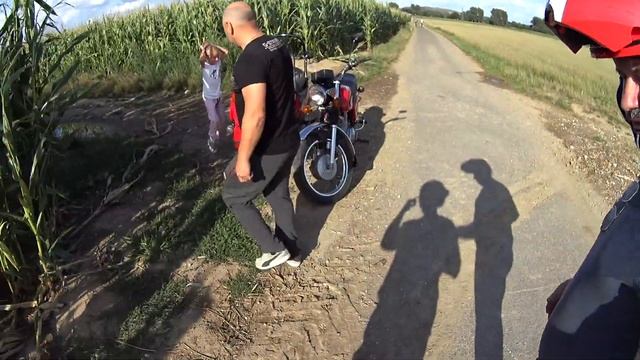 За рулём / ИЖ ПЛАНЕТА 5  / по  кукурузным полям  / смотреть онлайн