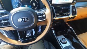 Машина нашего клиента KIA Sorento - Кореец с бежевым салоном