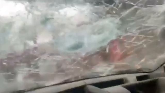 Snow stones fell on Europe! Germany, Italy, Spain, France are still holding on! God help the people смотреть онлайн