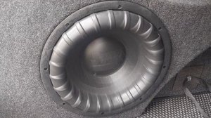 звучание AMP MASS 1000 12D2