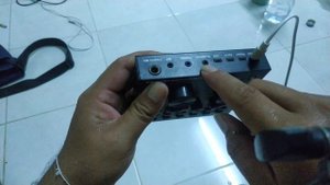 Sound card v8 อัดวีดีโอเล่นกีต้าร์ด้วยมือถือเครื่องเดียว