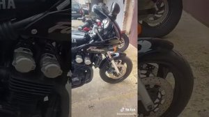Техобслуживание двигателя и карбов мотоцикла Yamaha FZS600 Fazer.