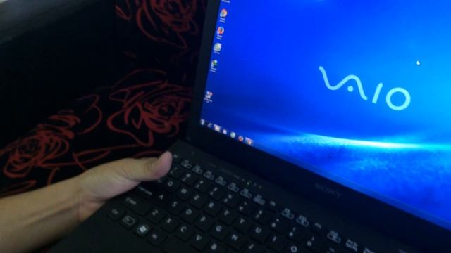 Laptop Sony Vaio VPCSE17GG смотреть онлайн
