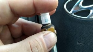 Свеча зажигания NGK SILZKR6B-10E подделка