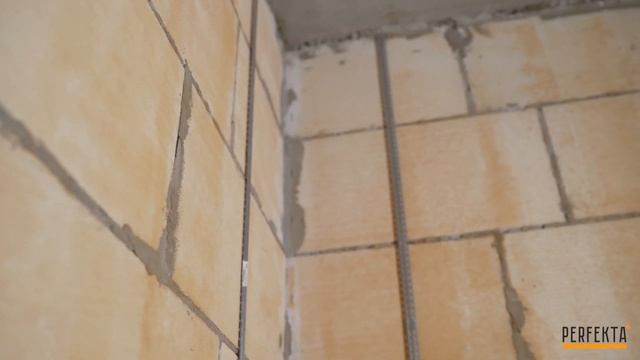 Как штукатурить стены цементной штукатуркой?