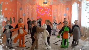 Коммуникативный танец " За лапку" МДОУ № 110 города Макеевки