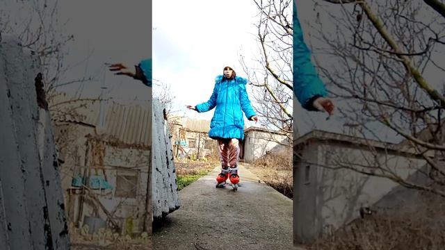 Как научица катаца на роликах ???