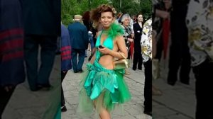 Самые необычные платья на выпускной