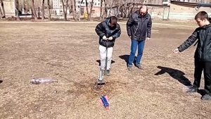 Практический урок по изучению реактивного движения. Запуск водяных ракет.