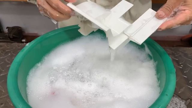 Restoration of The Old Super Rusted Microwave - Restore Rusty Old Electrolux Electric Oven смотреть онлайн