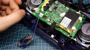 Ремонт JBL Playlist. Не включается. Repair JBL Playlist.