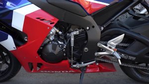 Honda CBR1000RR-R SP Fireblade - японский ШЕДЕВР