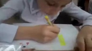 В школе шум