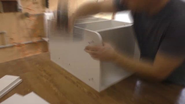 Как собрать мебель: Сборка косметологической тумбы комфорт №2 - рабочее место мастера смотреть онлайн