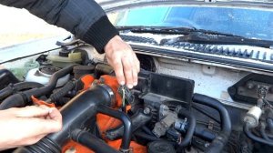 Проверка и регулировка датчика положения дроссельной заслонки на Mazda Demio