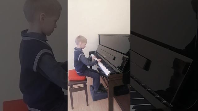 Березин Максим, Д.Кобалевский-Этюд, Л. Моцарт-Бурре смотреть онлайн