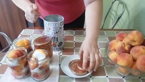 Персики в собственному соку. Вкусная заготовка на зиму.