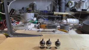 Маятник Ньютона 3 шара